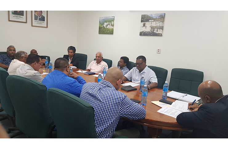 Minister of Natural Resources, Raphael Trotman and executive members of the Guyana Gold and Diamond Miners Association (GGDMA) during their meeting  on Tuesday
