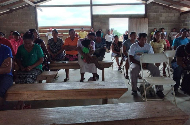  Residents of Yupukari, Rupununi, at a Coronavirus awareness session (Photo Courtesy of Russian Dorrick) 