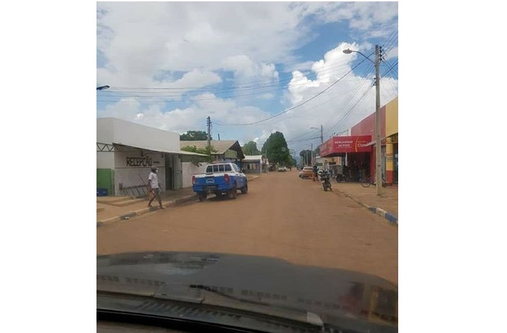 A Guyana Police Force vehicle in the Brazilian town of BonFim earlier on Tuesday. Currently, the number of COVID-19 cases in that country has spiraled to 374,000 with hundreds of deaths recorded on a daily basis.