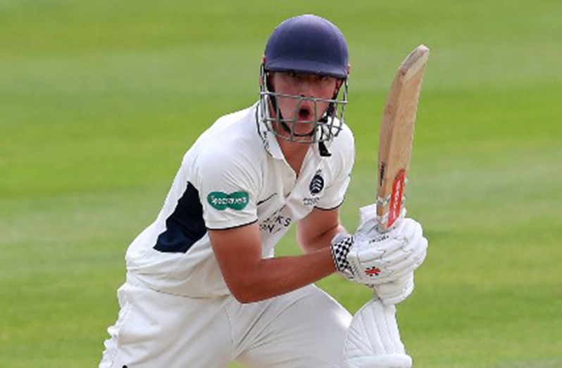 Teenager Josh de Caires has signed a three-year contract with English county Middlesex.