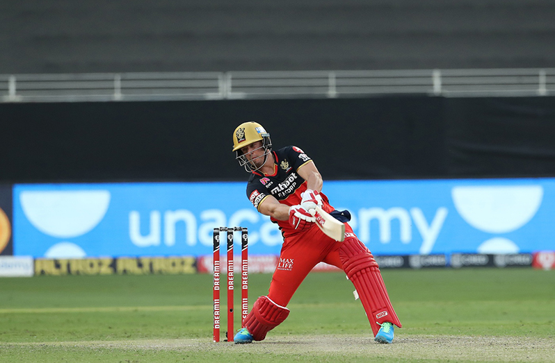AB de Villiers scythes one over covers, Rajasthan Royals vs Royal Challengers Bangalore, Dubai, IPL 2020, October 17, 2020.