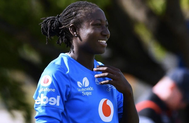 Windies Women captain Stafanie Taylor  has signed up for a season to play for Adelaide Strikers.