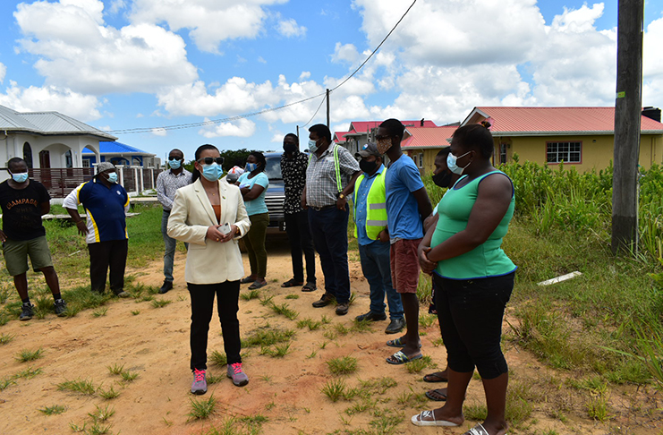 Minister Rodrigues addressing residents of the Prospect Housing Development 