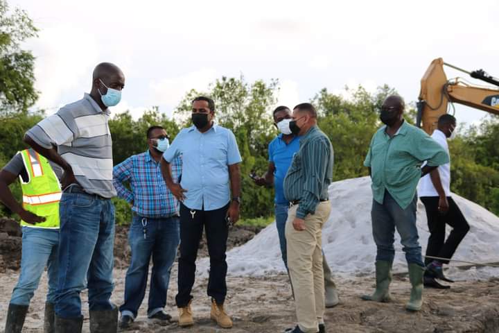 Minister of Housing and Water, Collin Croal and other officials from his Ministry and the National Drainage and Irrigation Authority (NDIA), inspecting works along the East Bank Demerara corridor.