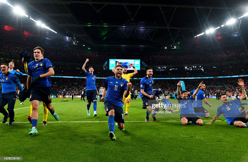 Players of Italy celebrate their side’s victory after the UEFA Euro 2020 Championship Final between Italy and England at Wembley Stadium on July 11, 2021 in London, England.
(Photo by Claudio Villa/Getty Images)