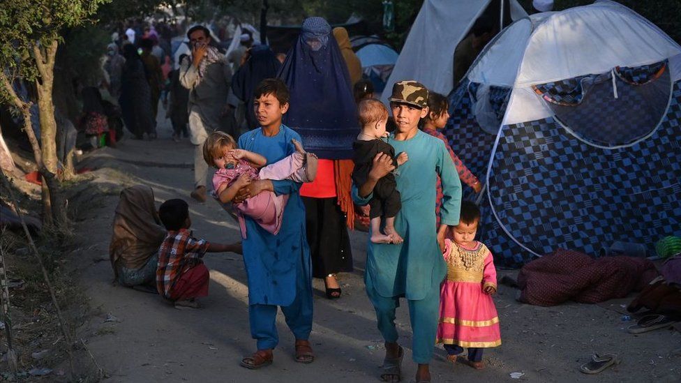 Thousands of people are living in makeshift camps in Kabul after fleeing the Taliban insurgency (BBC/AFP)