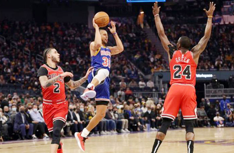 Stephen Curry connected on nine of his 17 three-point attempts and 15 of 24 shots in all for Golden State against Chicago Bulls