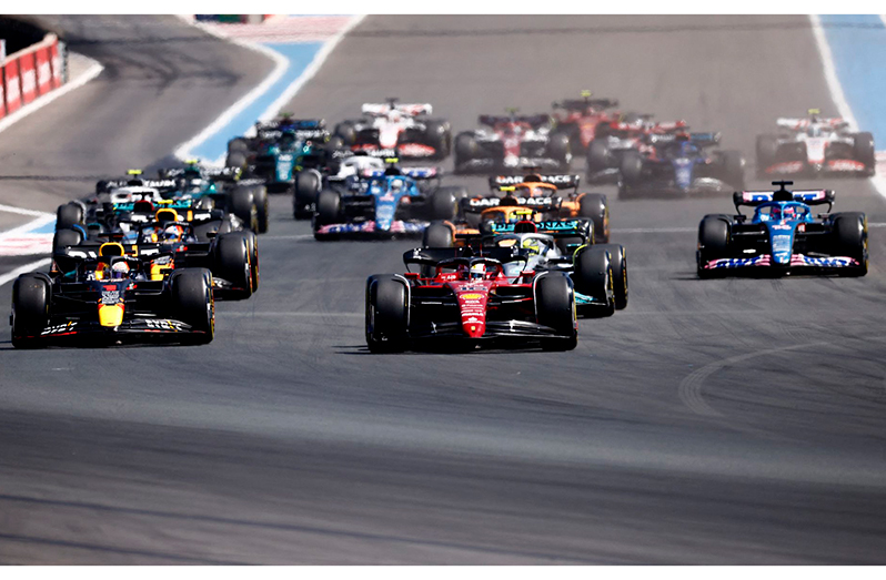 Ferrari's Charles Leclerc and Red Bull's Max Verstappen at the start of the race at the French Grand Prix - Circuit Paul Ricard, Le Castellet, France (July 24, 2022 (REUTERS/Yara Nardi)