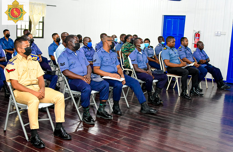Law enforcement officers participating in the training (GDF photo)