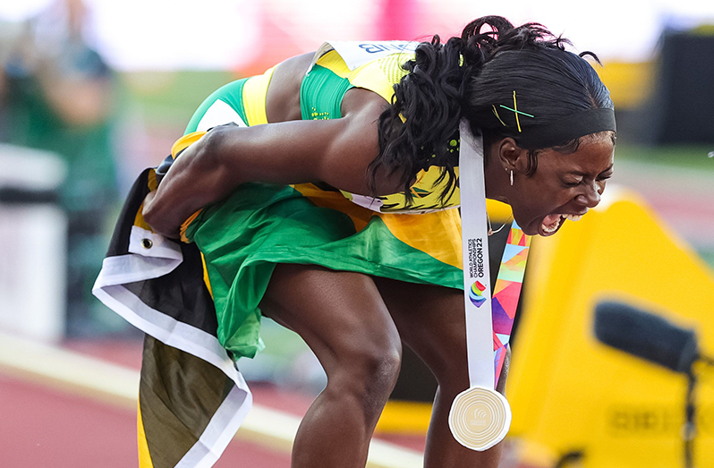 Jamaica’s Shericka Jackson celebrates her 200m victory at the World Athletics Championships, Oregon22 (Getty Images)