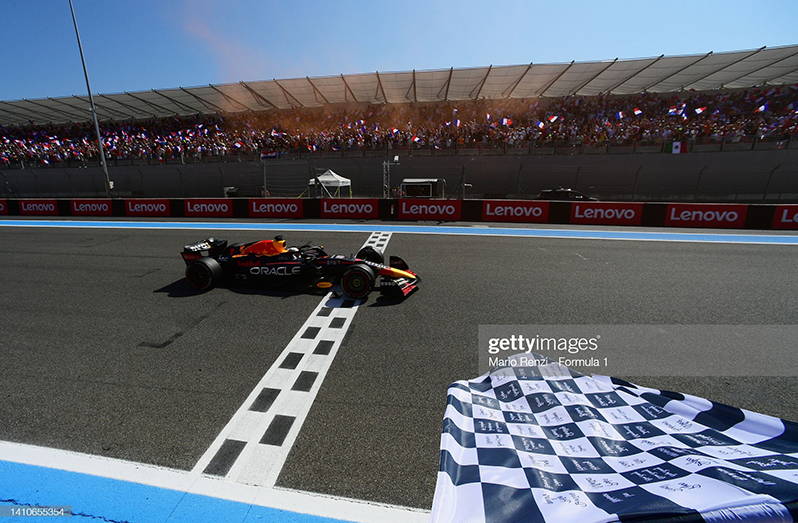 Race winner Max Verstappen of the Netherlands driving the (1) Oracle Red Bull Racing RB18 takes the chequered flag during the F1 Grand Prix of France at Circuit Paul Ricard on July 24, 2022 in Le Castellet, France. (Photo by Mario Renzi - Formula 1/Formula 1 via Getty Images)