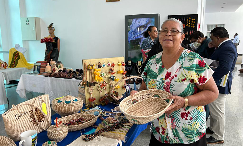 Janette Patterson showcases craft made by herself and the Santa Mission women (Mya Hall photo)