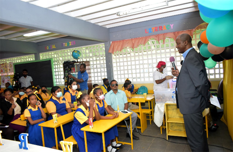 Permanent Secretary in the Ministry of Education Alfred King addressing pupils at the West Ruimveldt Primary School on Wednesday (DPI photo)