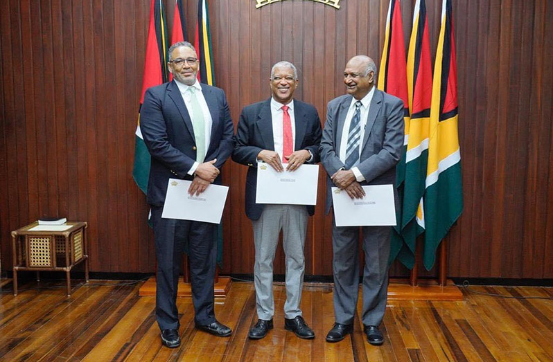 (From left) Senior Counsel Godfrey Smith, the CoI’s chairman Stanley John, and former Chancellor, Carl Singh