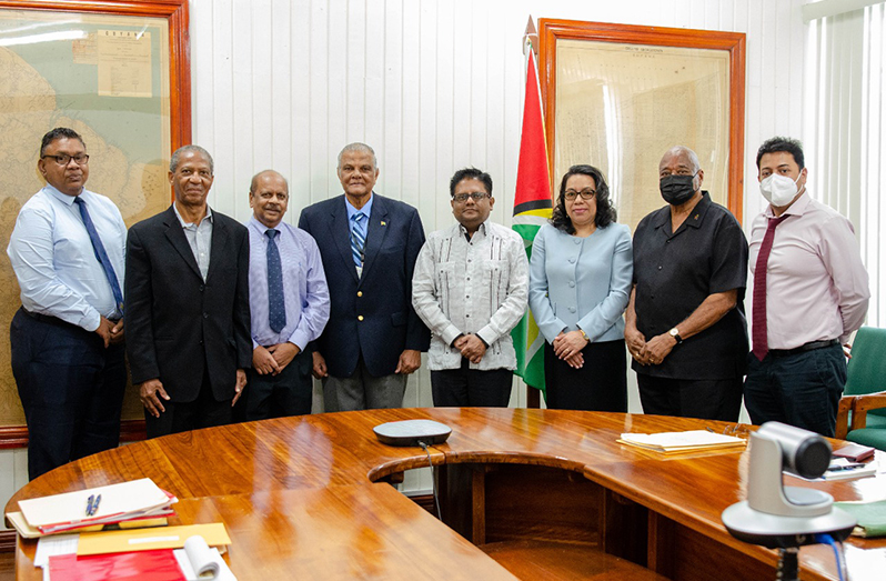 Senior Finance Minister, Dr. Ashni Singh, on Wednesday, oversaw the signing of the Operational Agreement for the Management of the Natural Resource Fund (NRF) between the Board of Directors of the Natural Resource Fund and the Bank of Guyana