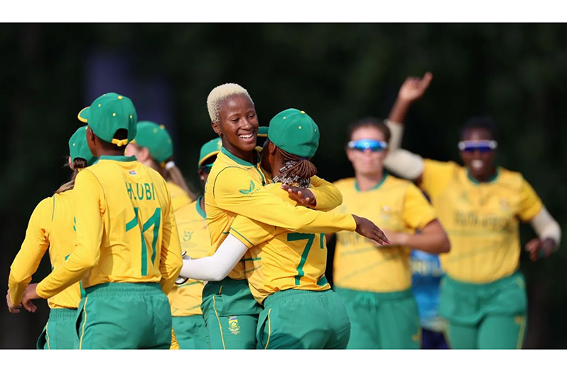 South Africa celebrate their thrilling one-run victory over Sri Lanka.
