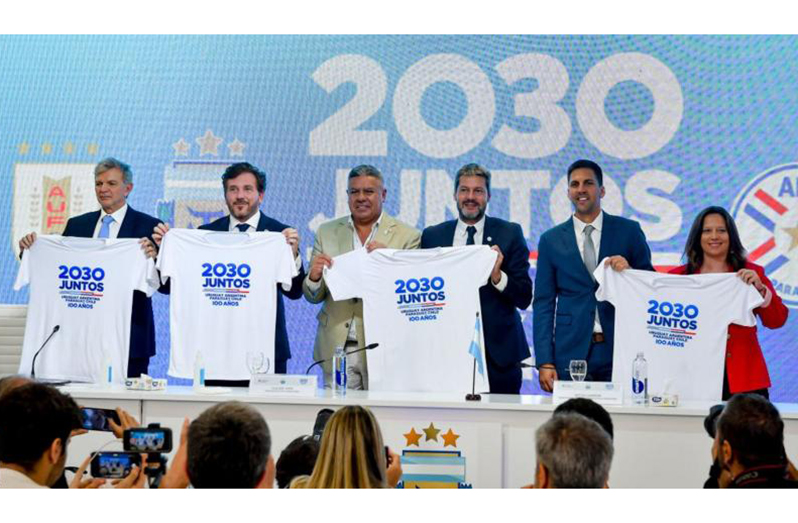 Officials from Argentina, Chile, Paraguay, Uruguay and CONMEBOL officially announce their 2030 World Cup bid. Marcelo Endelli/Getty Images