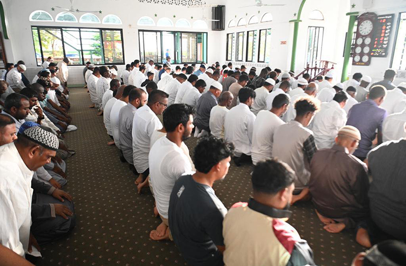 Muslims performing Eid Salah (morning prayers for Eid-ul-Adha) at the Leonora Sunnatul Masjid