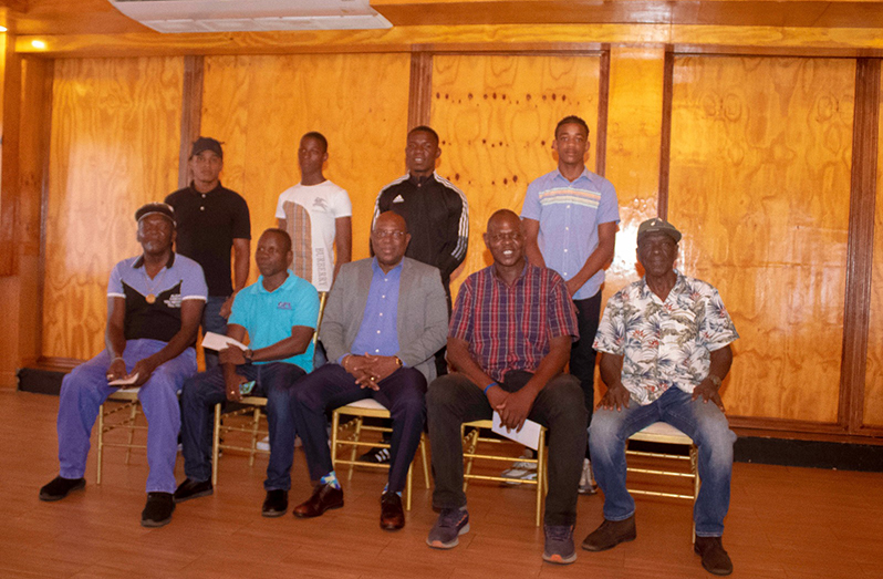 GBA President Steve Ninvalle (centre) and the awardees