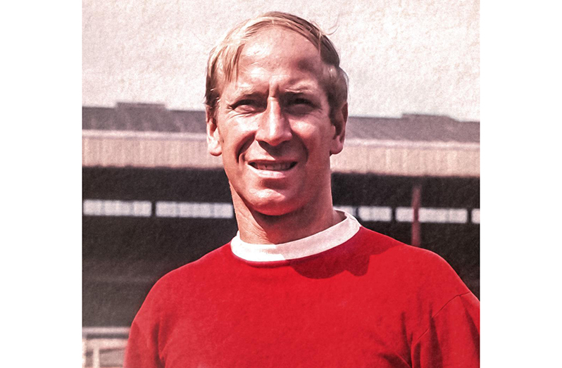 Sir Bobby Charlton: England World Cup Winner And Manchester United ...