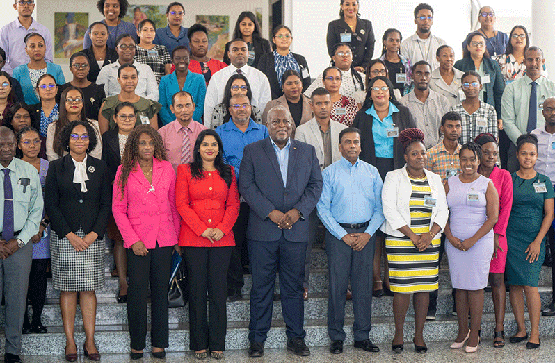 Prime Minister, Brigadier (Ret’d) Mark Phillips (centre), Minister of the Public Service, Savitri Sonia Parag (left), Ministerial Adviser at Ministry of the Public Service, Dr. Jennifer Westford, and the ministry’s  Permanent Secretary, Soyinka Grogan, other officials and participants of the workshop (DPI photo)