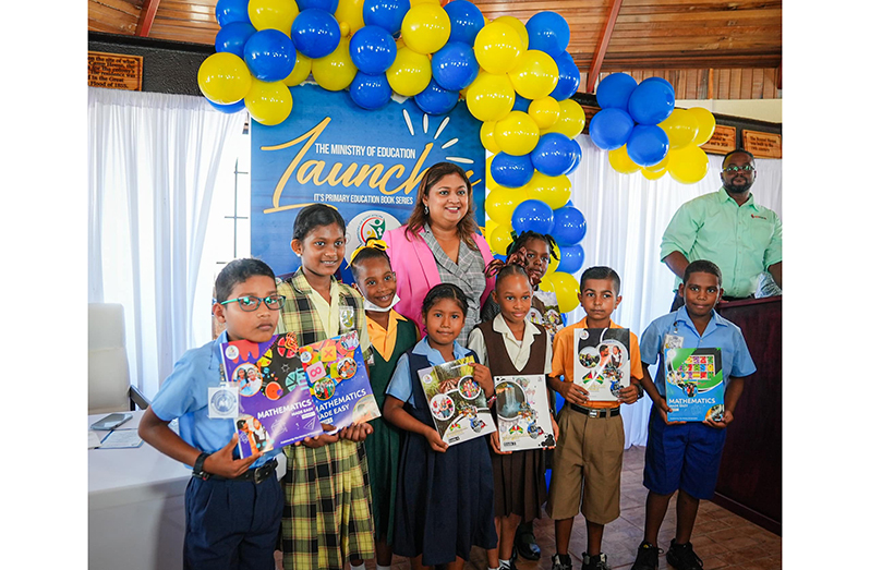 The Ministry of Education on Wednesday launched its primary education textbook series to provide an inclusive and engaging resource for both teachers and students, improving confidence, creativity, and critical thinking skills during class