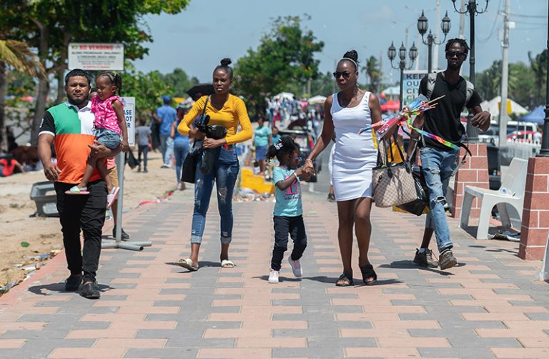 Guyanese utilise beautified environment to enjoy Easter festivities ...