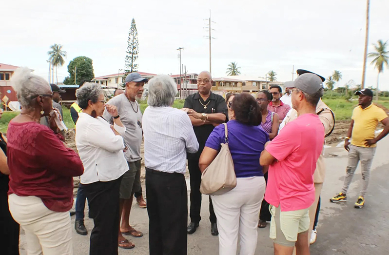 Minister of Public Works, Juan Edghill engaging stakeholders of Lamaha Gardens on traffic disruptions