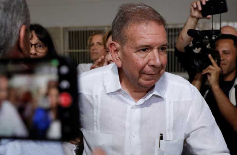 Venezuelan opposition presidential candidate Edmundo Gonzalez looks on the day he casts his vote in the country's presidential election, in Caracas, Venezuela July 28, 2024. REUTERS/Leonardo Fernandez Viloria