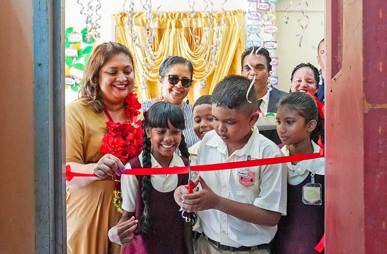 With the addition of a new library at the Hampton Court Primary School, the Ministry of Education is looking to further stimulate a culture of learning and reading, while also reinforcing the importance of transforming lives and communities