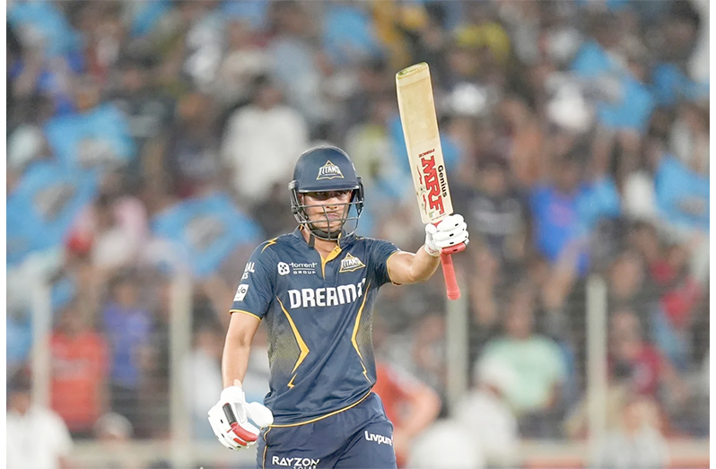 Gill, Buttler and Sai Sudharsan leave SRH on the brink of elimination