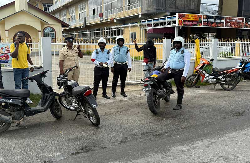 1,754 traffic offences recorded in one week as police step up enforcement