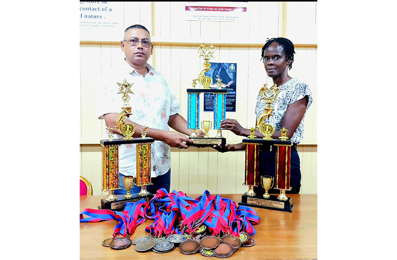 Regional Division 4‘C’ Regional Commander, Assistant Commissioner K. Pareshram, handed over the trophies and medals to Ms. Luna Goodings, General Secretary of the Association