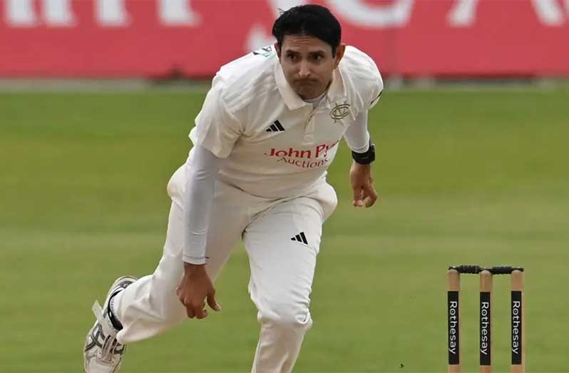 Mohammad Abbas is back in the Notts team in place of England's Josh Tongue
