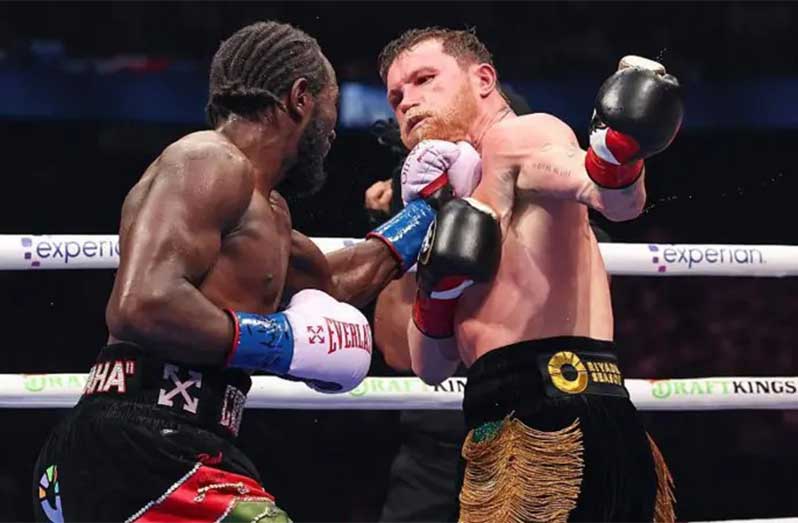 Crawford - fighting at super-middleweight for the first time - silenced a pro-Alvarez crowd with a masterful performance