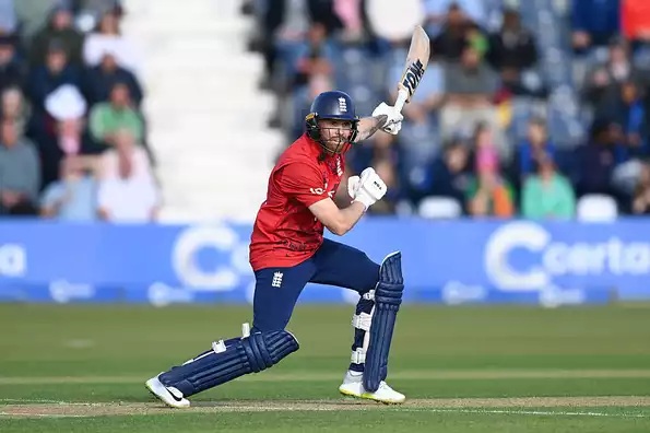 Phil Salt took 46 balls for his 89