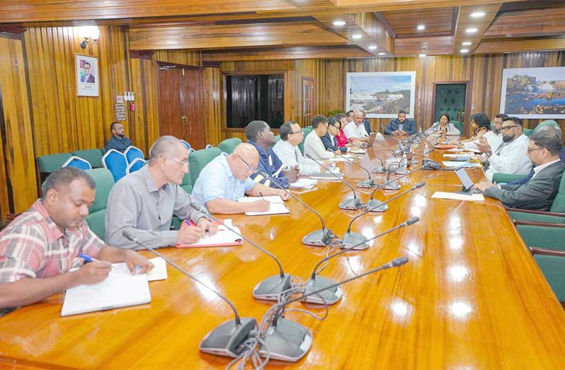 President, Dr. Irfaan Ali met with the Minister of Local Government and Regional Development, Priya Manickchand, along with technical government staff, to advance Guyana’s national solid waste management and beautification programmes