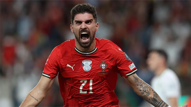 Neves header hands Portugal win over Republic of Ireland