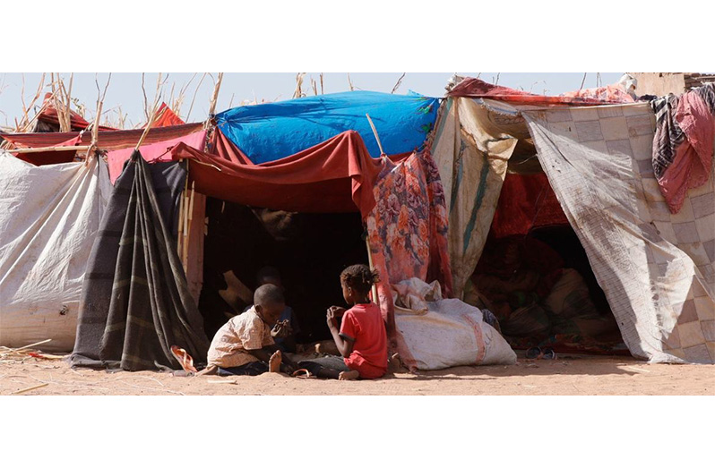 Jamal families that fled the fighting in Zamzam and El Fasher in North Darfur, seek refuge in Tawila (UNICEF/Mohammed)