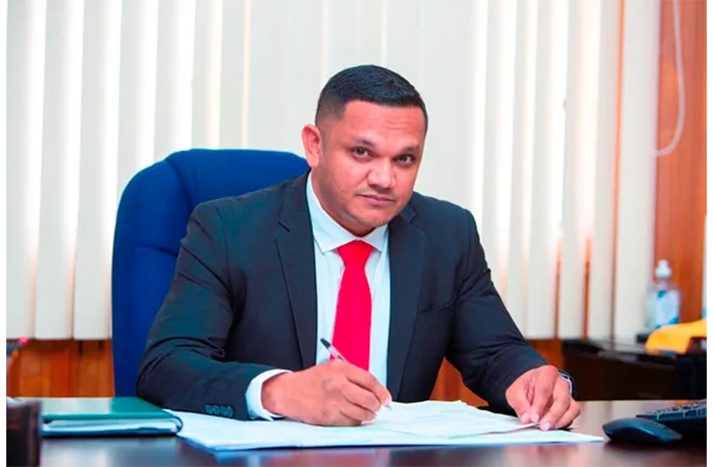 Gov’t moves to tighten oversight of gold dealers, traders - Guyana ...