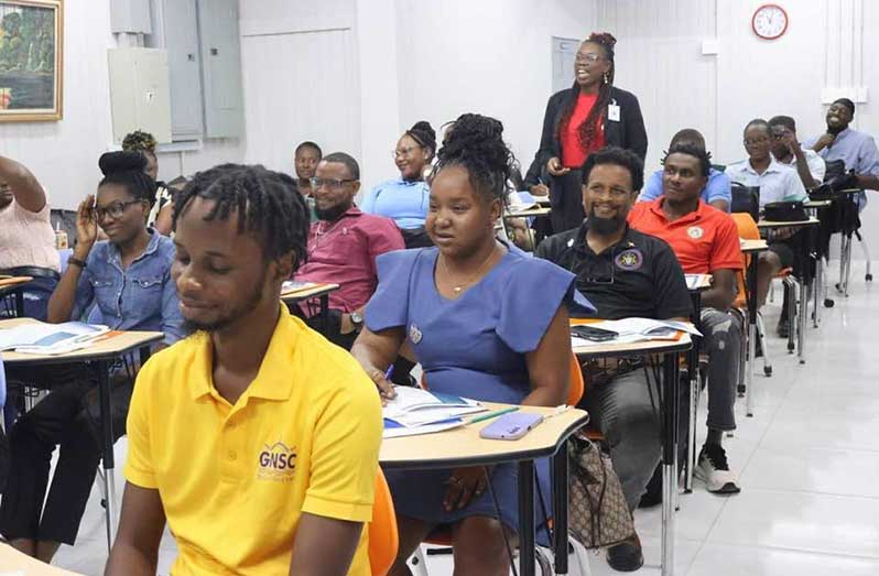 The programme was designed to help participants comply with occupational safety regulations, recognise and assess hazards in the workplace, and promote the proper use of personal protective equipment