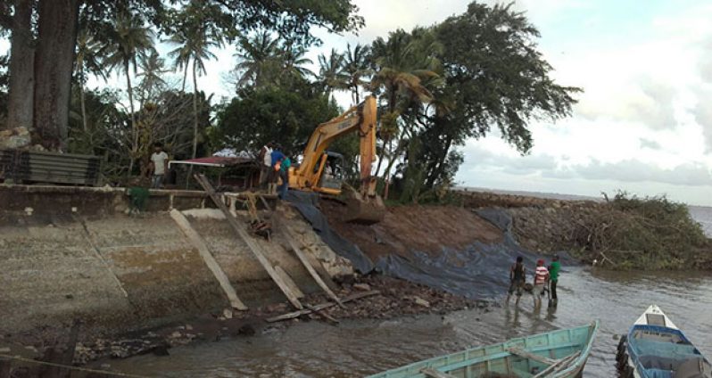 Residents are claiming that substandard materials are being used to heighten the sea dams