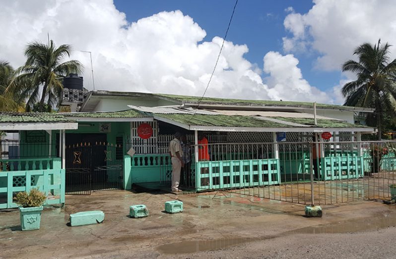 Ingrid’s Grocery, where the hold-up occurred early Tuesday morning (Photo by Michel Outridge)
