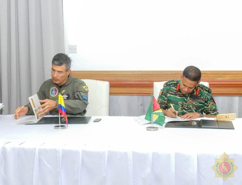 FROM LEFT : Commander of the Colombian Aerospace Force, General Luis Carlos Córdoba Avendaño and Chief of Defence Staff, Brigadier Omar Khan ( GDF)