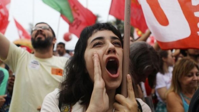 People are angry about the corruption allegations surrounding President Temer