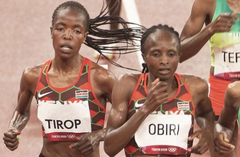 Hellen Obiri (right) beat compatriot Agnes Tirop in the Tokyo Olympics 5,000m final