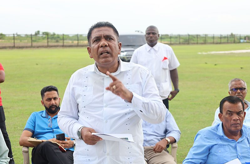 Agriculture Minister Zulfikar Mustapha engaging farmers during his visit to Windsor Forest on Thursday