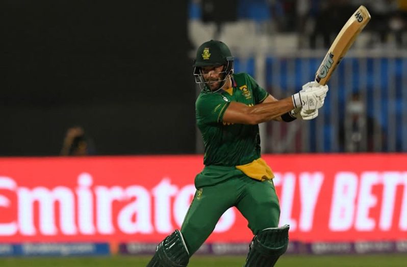 Aiden Markram slaps one away  (AFP/Getty Images)