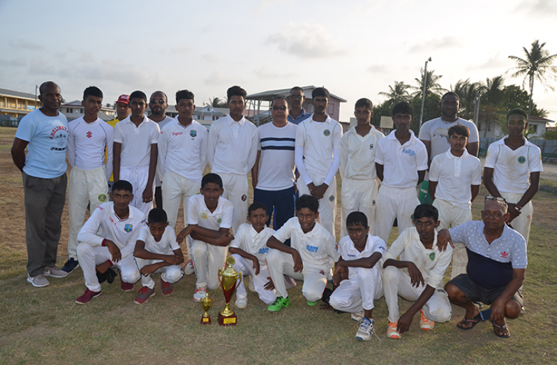 The victorious Albion U-17 team