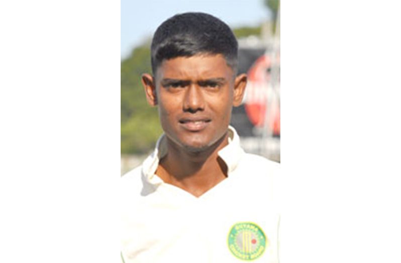 Amir Khan